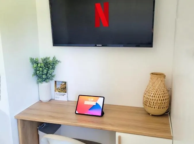 Casa de hóspedes Simple Climatisee - Proche Tram & Centre *