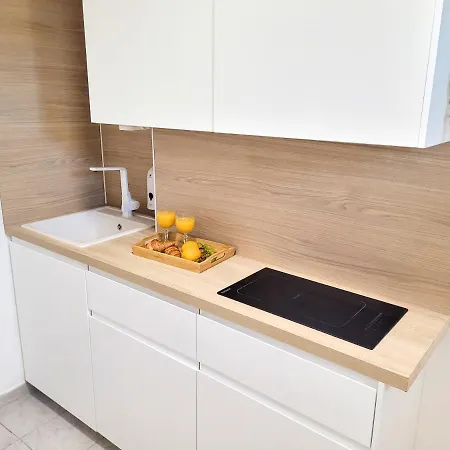 Simple Climatisee - Proche Tram & Centre Guest house