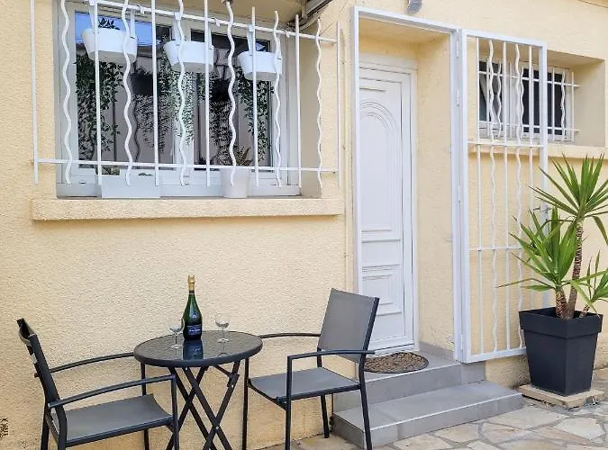 Simple Climatisee - Proche Tram & Centre بيت ضيافة *